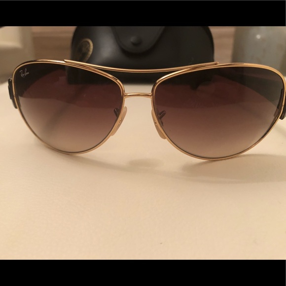 Ray-Ban Accessories - Ray Ban sunglasses